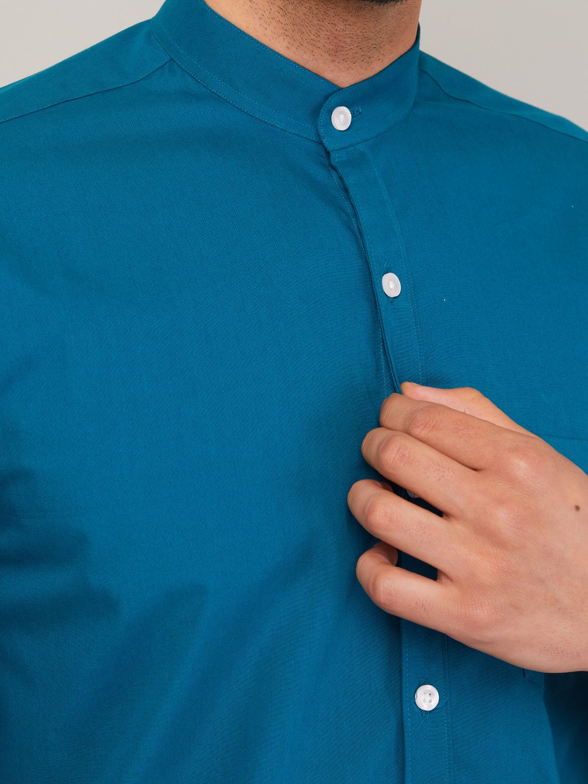 Mandarin collar shirt